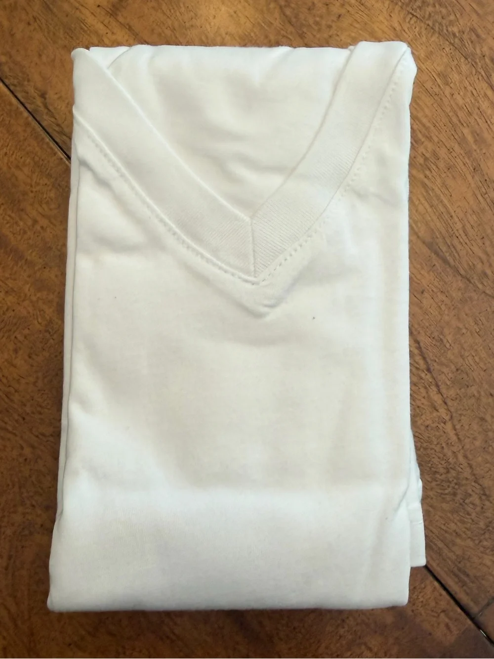 2(X)IST  mens’s Pima Cotton Slim Fit Deep V-neck T-shirt Underwear